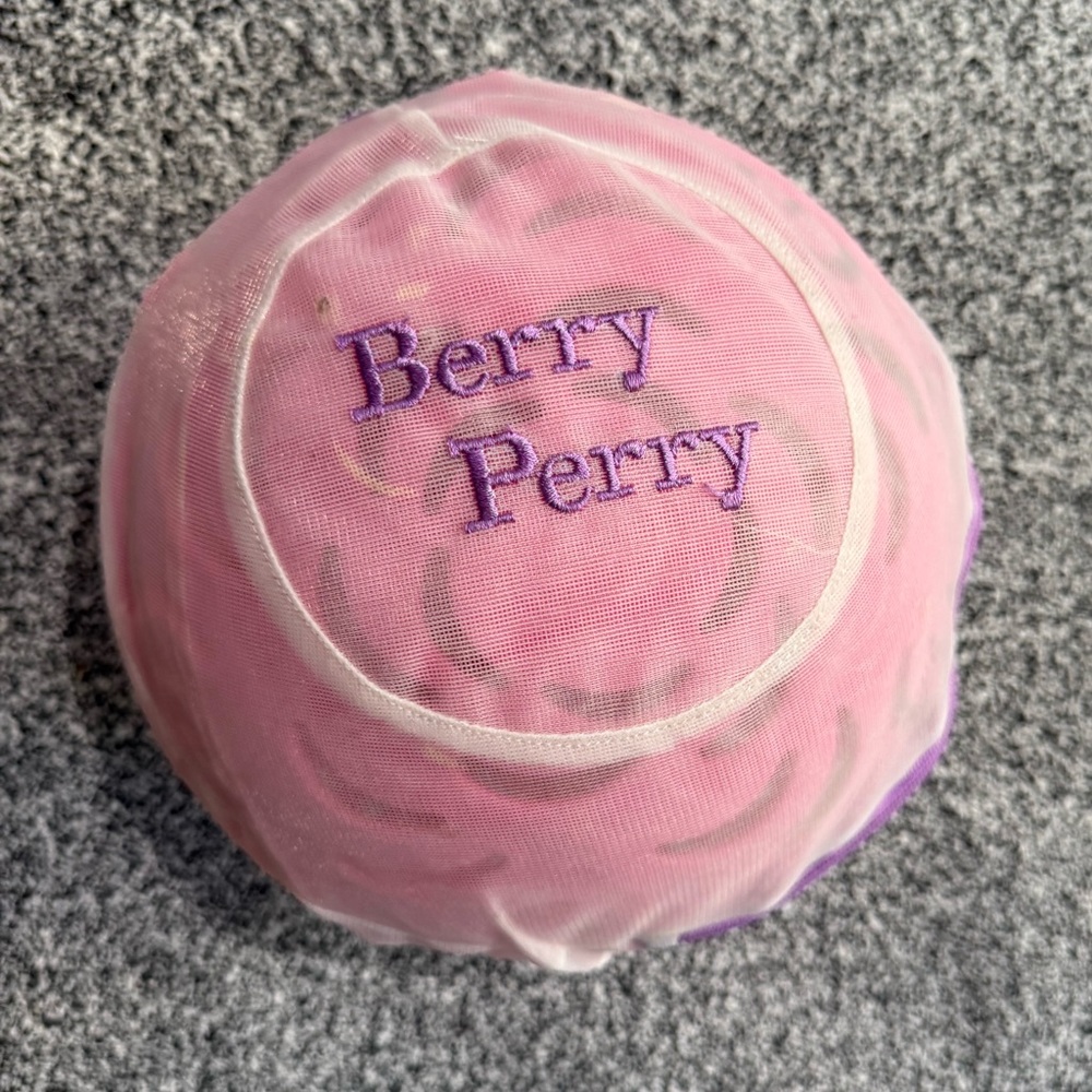 Berry Perry container to wash the lingerie bra underwear